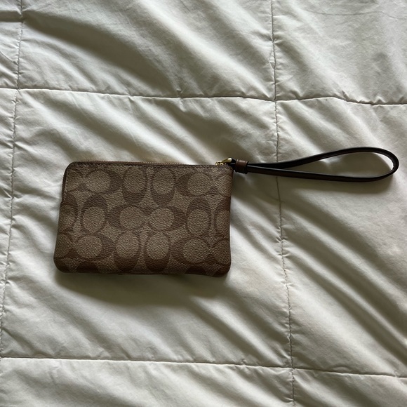 Coach Wallet - Picture 3 of 4